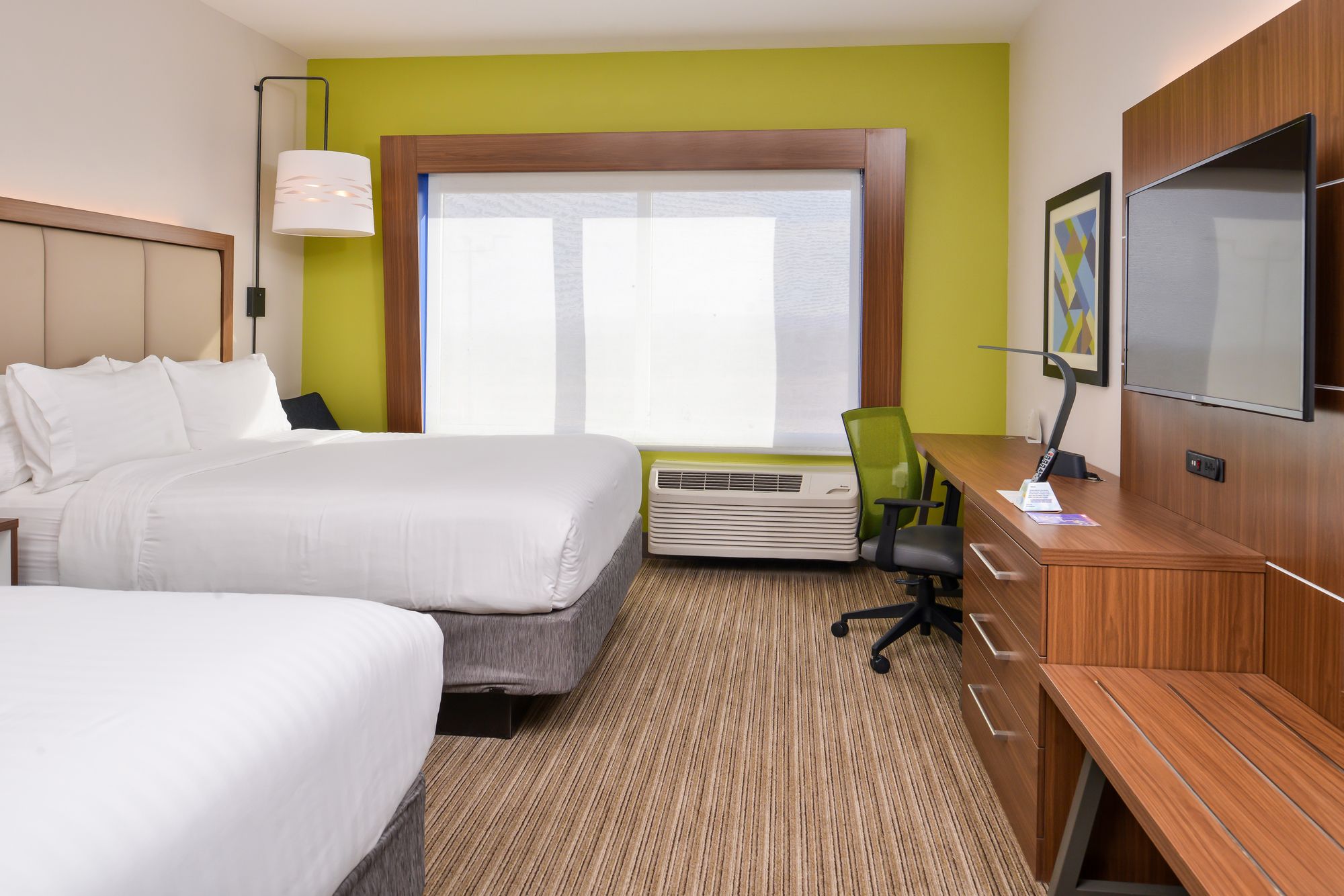 Holiday Inn Express & Suites Van Horn