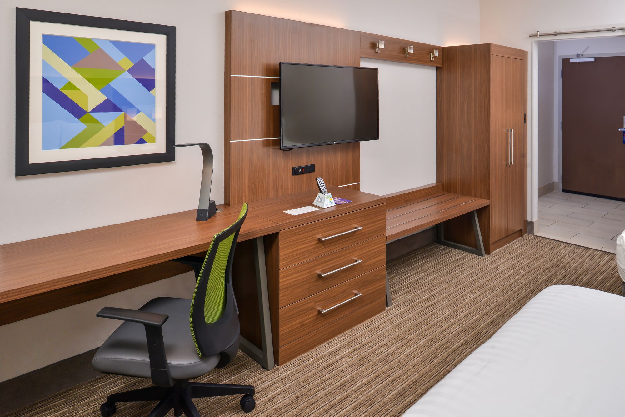 Holiday Inn Express & Suites Van Horn
