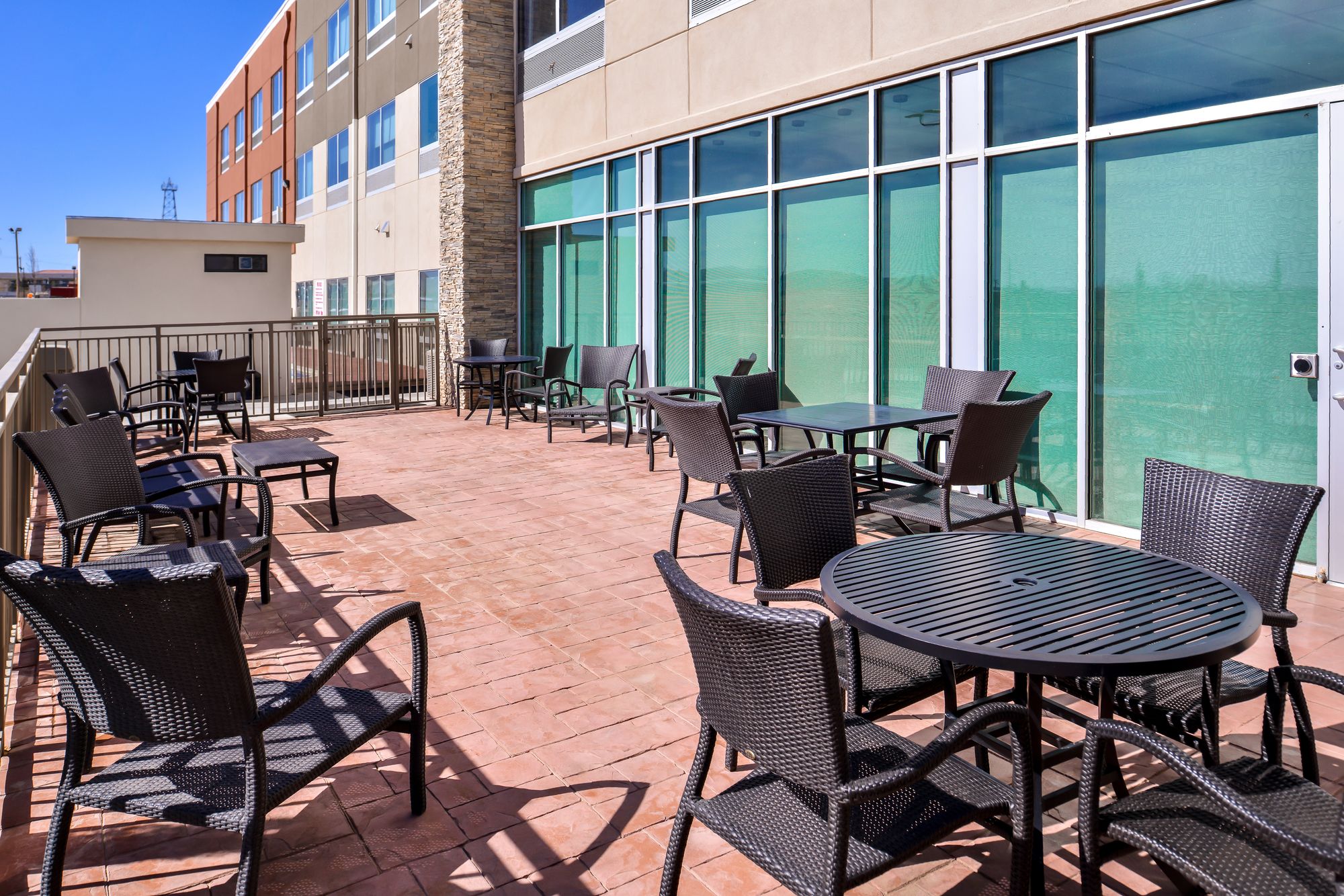 Holiday Inn Express & Suites Van Horn