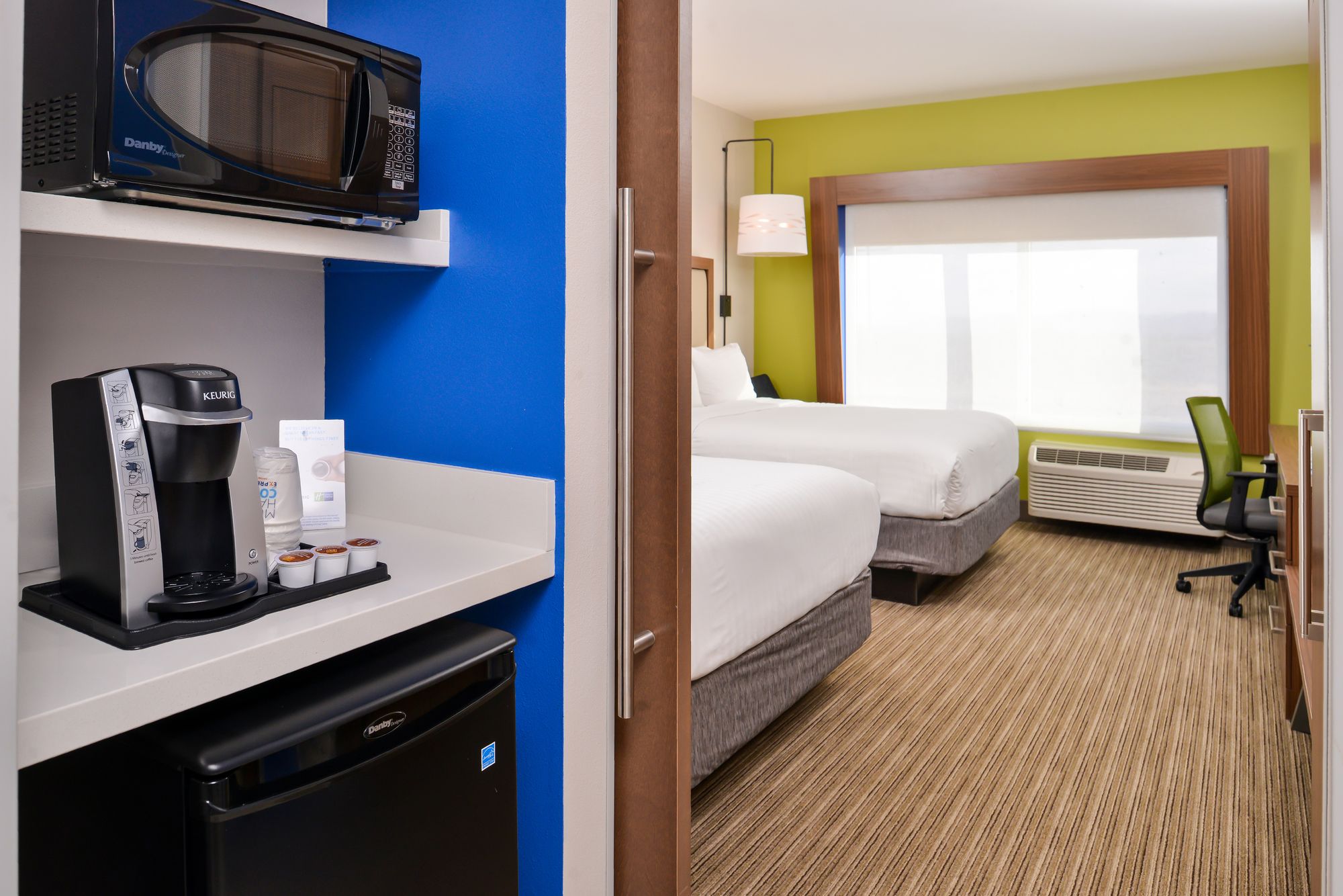 Holiday Inn Express & Suites Van Horn
