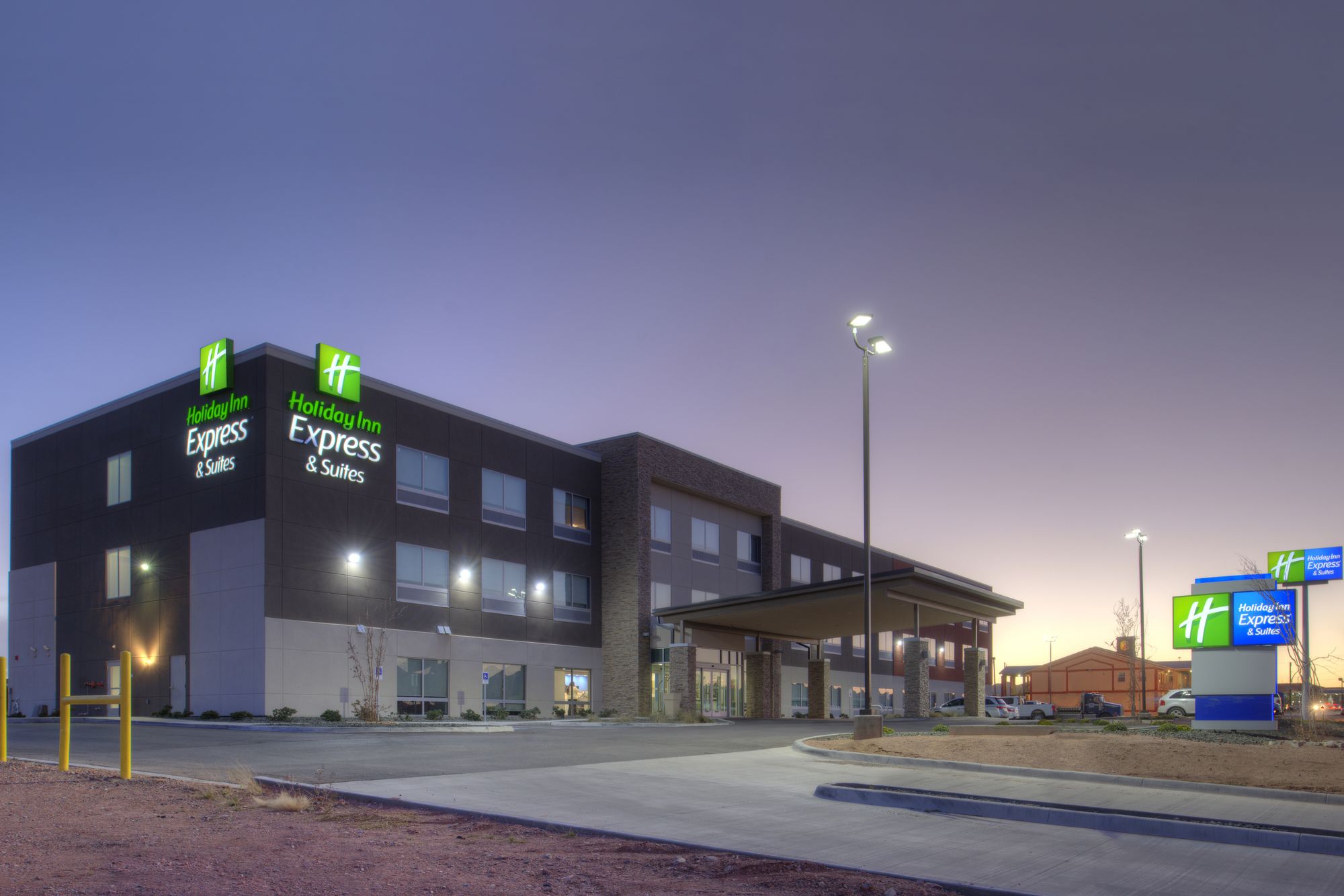Holiday Inn Express & Suites Van Horn