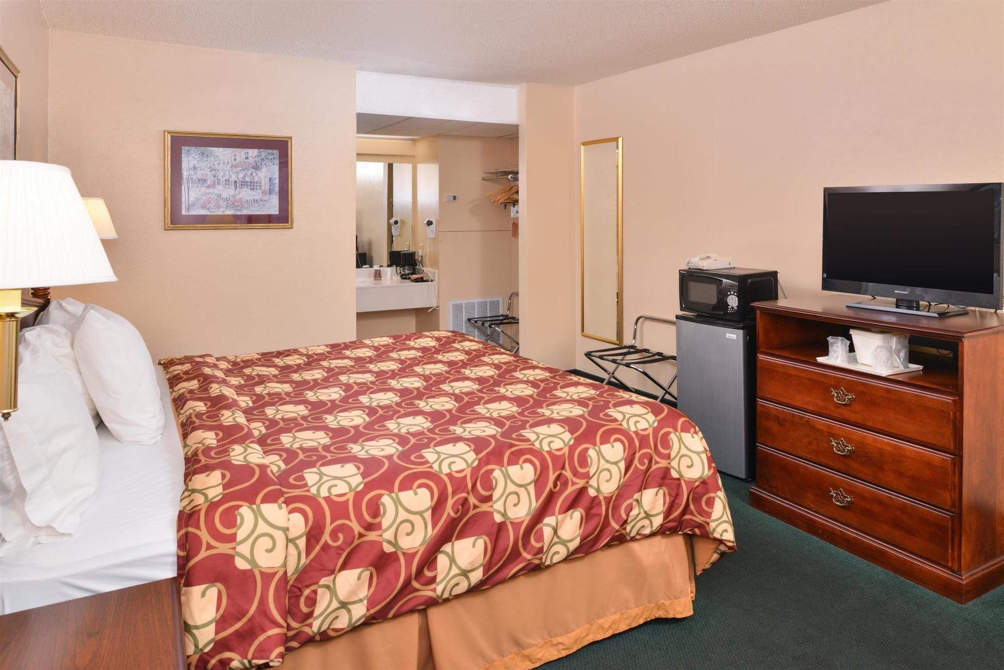 Route 66 Inn & Suites by OYO Vega Tx