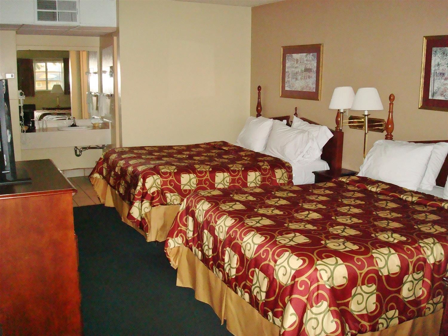 Route 66 Inn & Suites by OYO Vega Tx