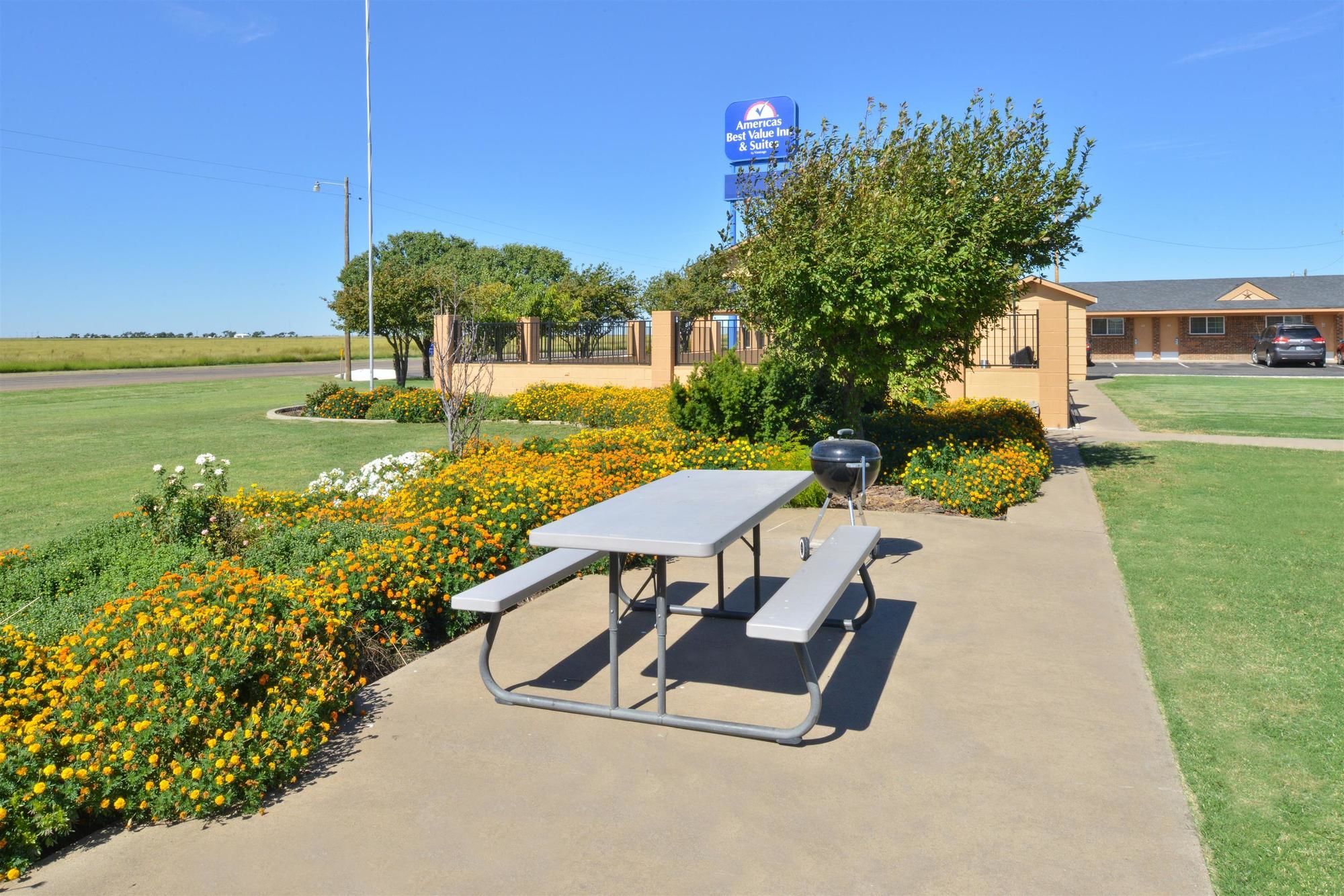 Route 66 Inn & Suites by OYO Vega Tx