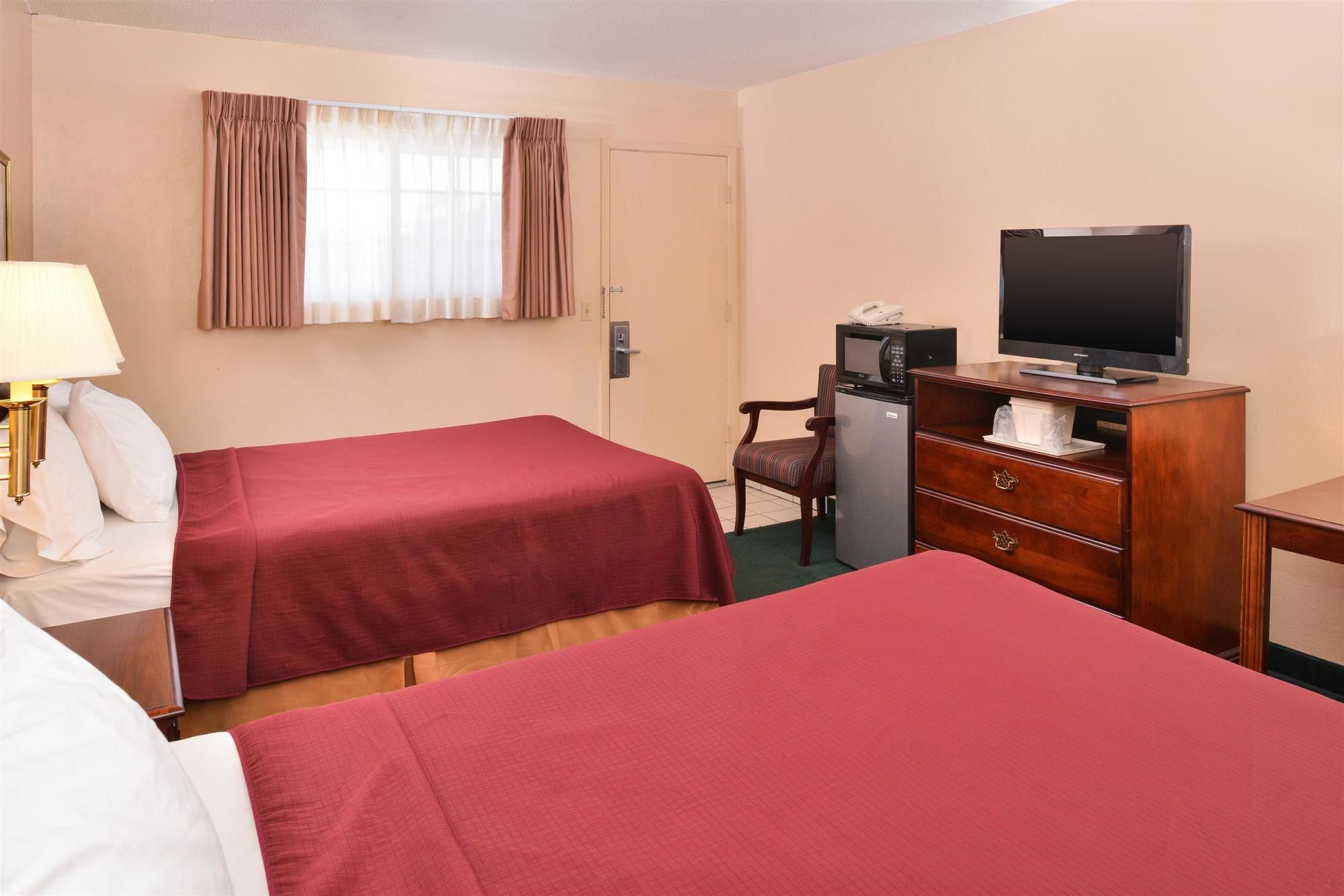 Route 66 Inn & Suites by OYO Vega Tx