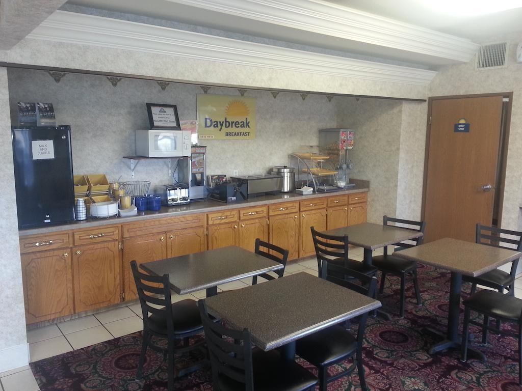 Days Inn by Wyndham Vega TX