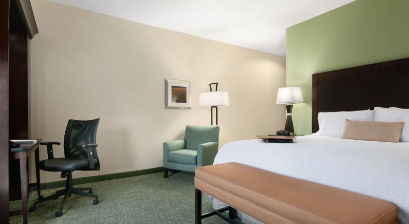 Hampton Inn Vernon