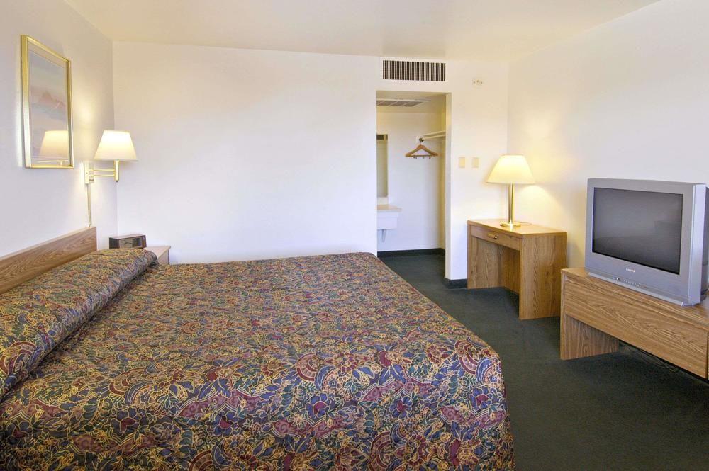 Red River Inn Vernon