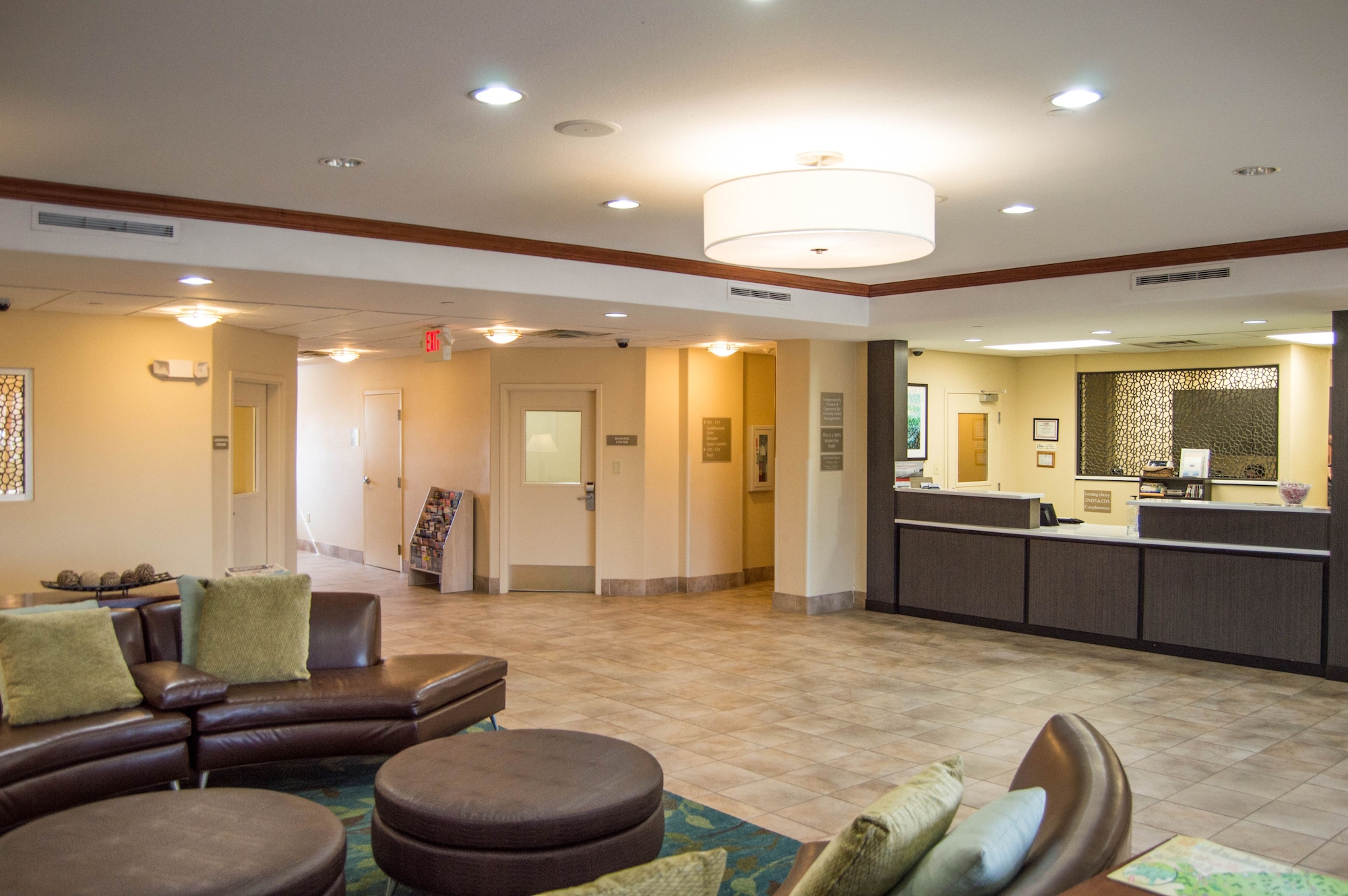 Candlewood Suites VICTORIA