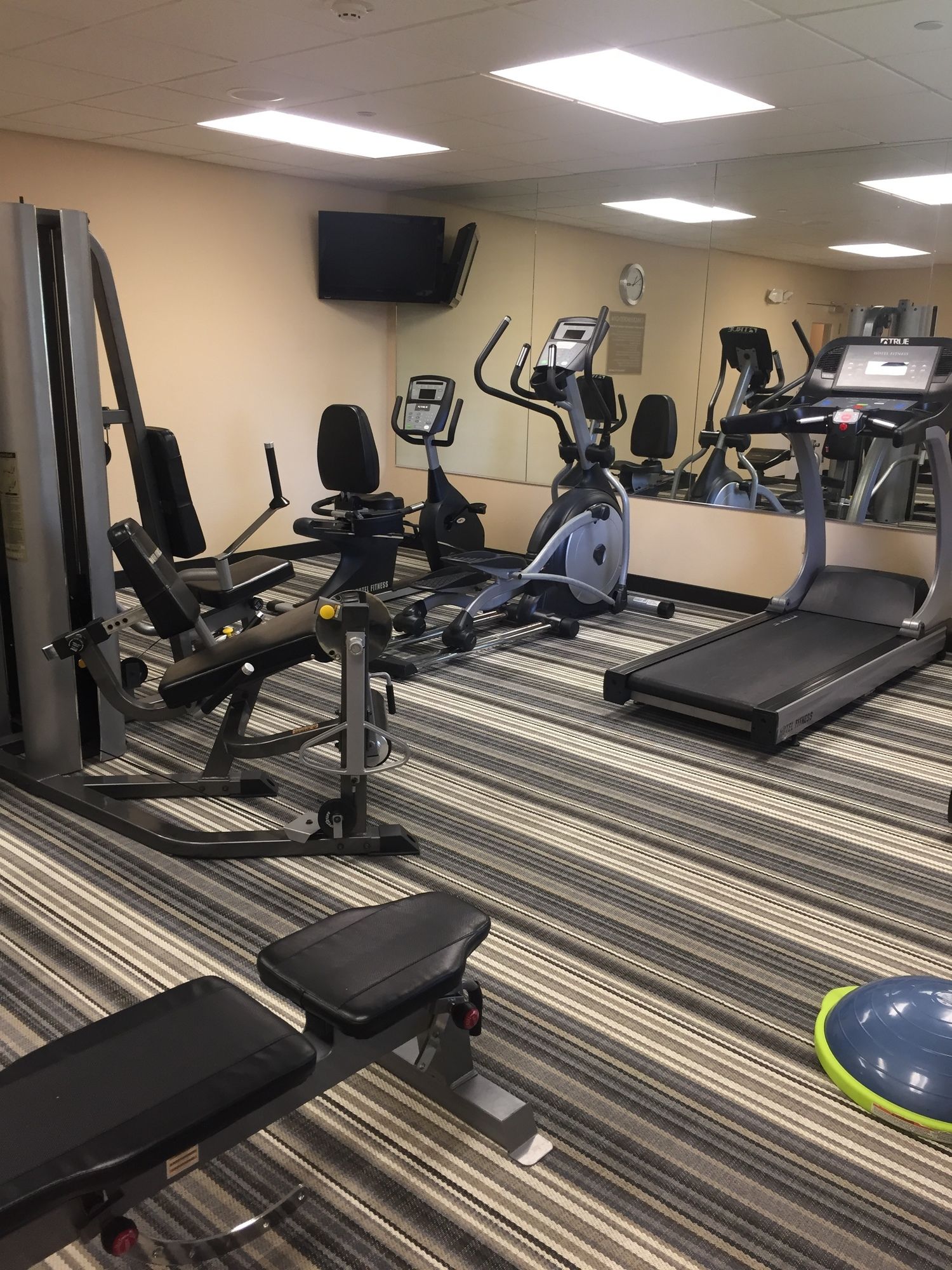 Candlewood Suites VICTORIA