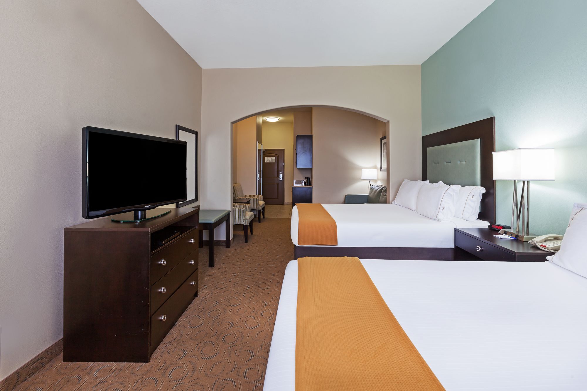 Holiday Inn Express & Suites Victoria