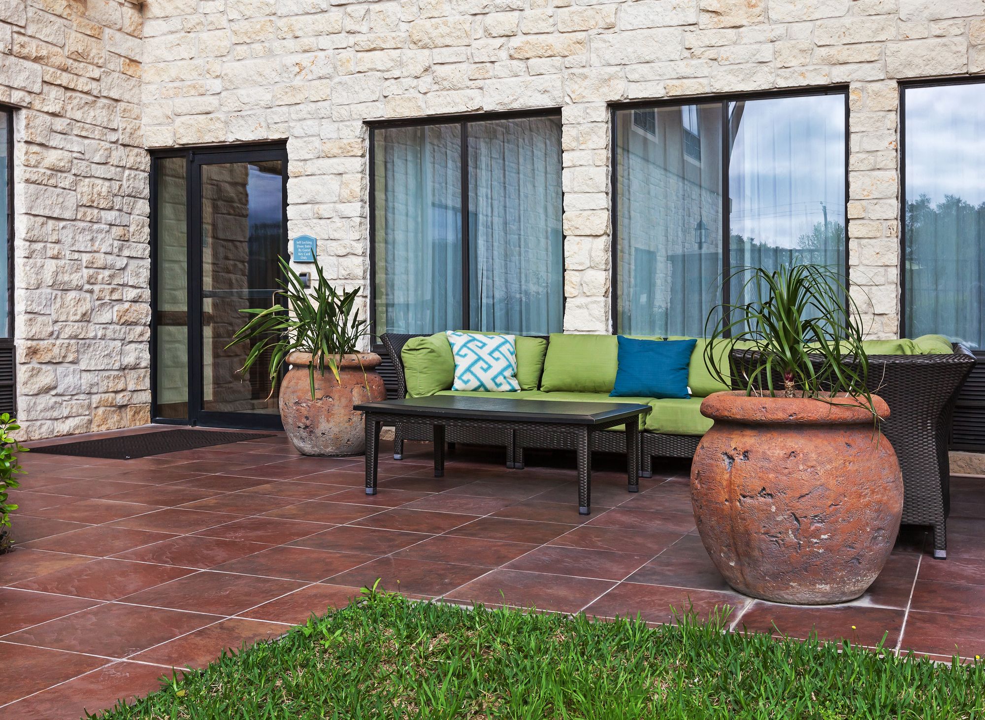 Holiday Inn Express & Suites Victoria