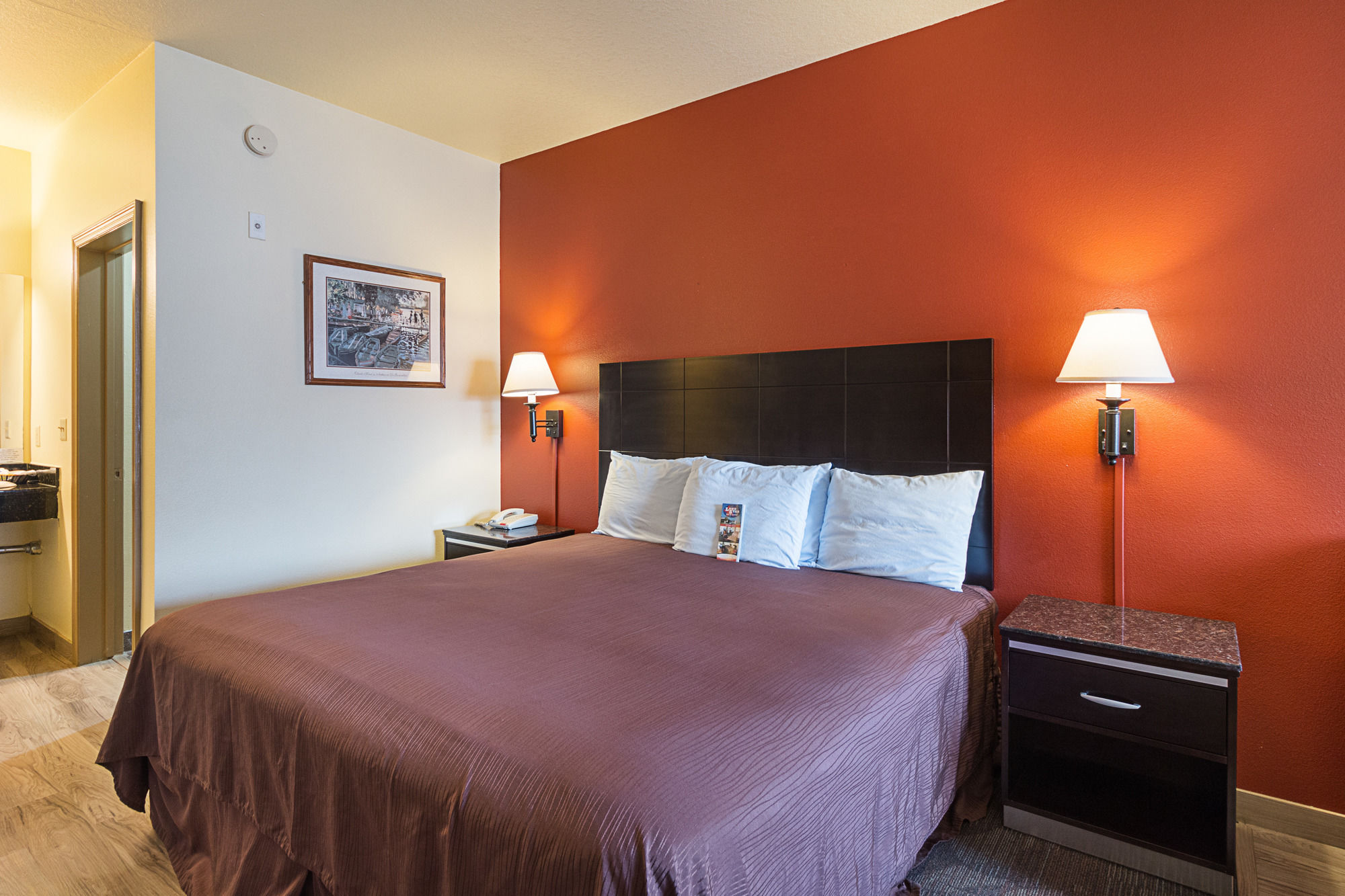 Lone Star Inn & Suites