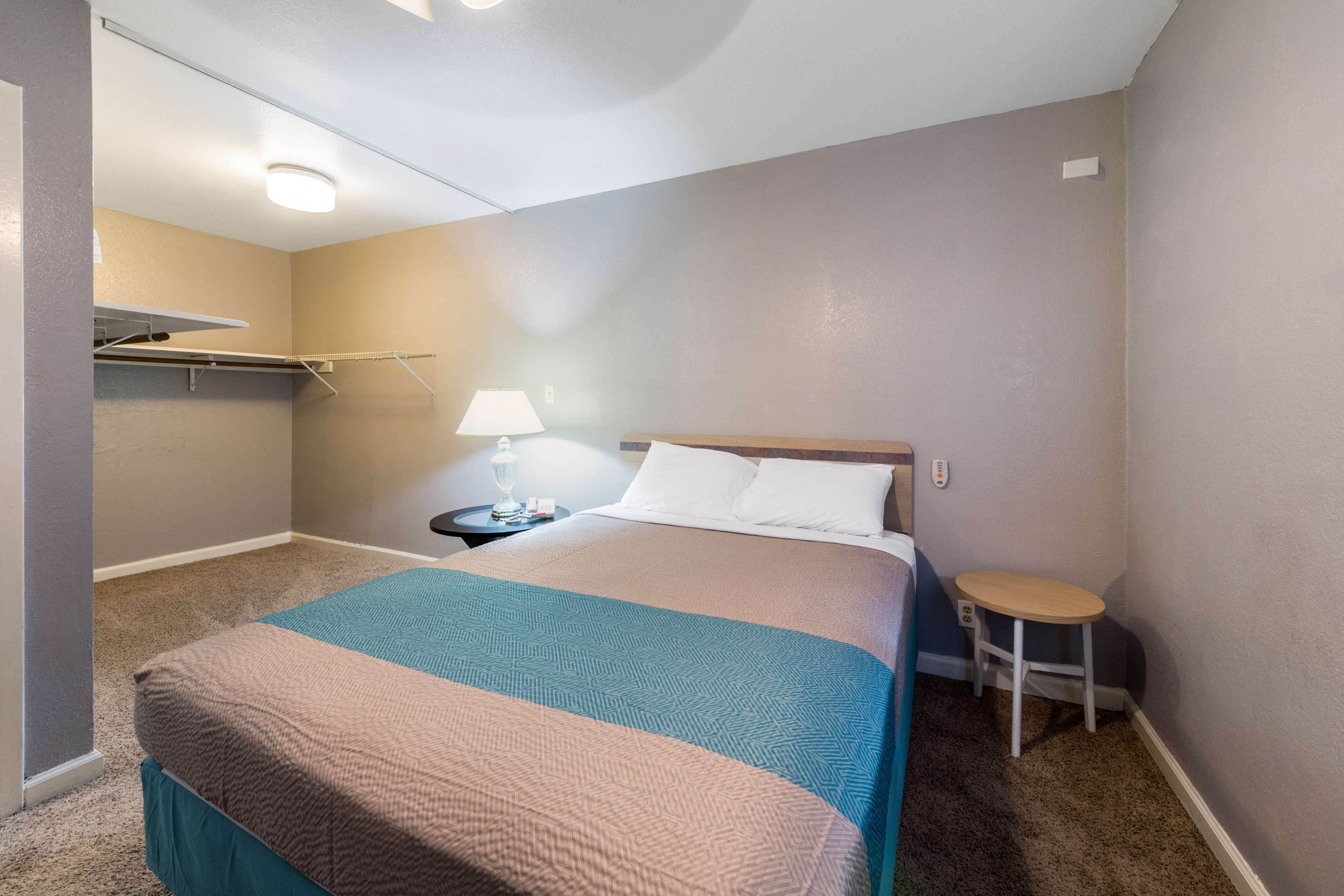 Motel 6 Victoria