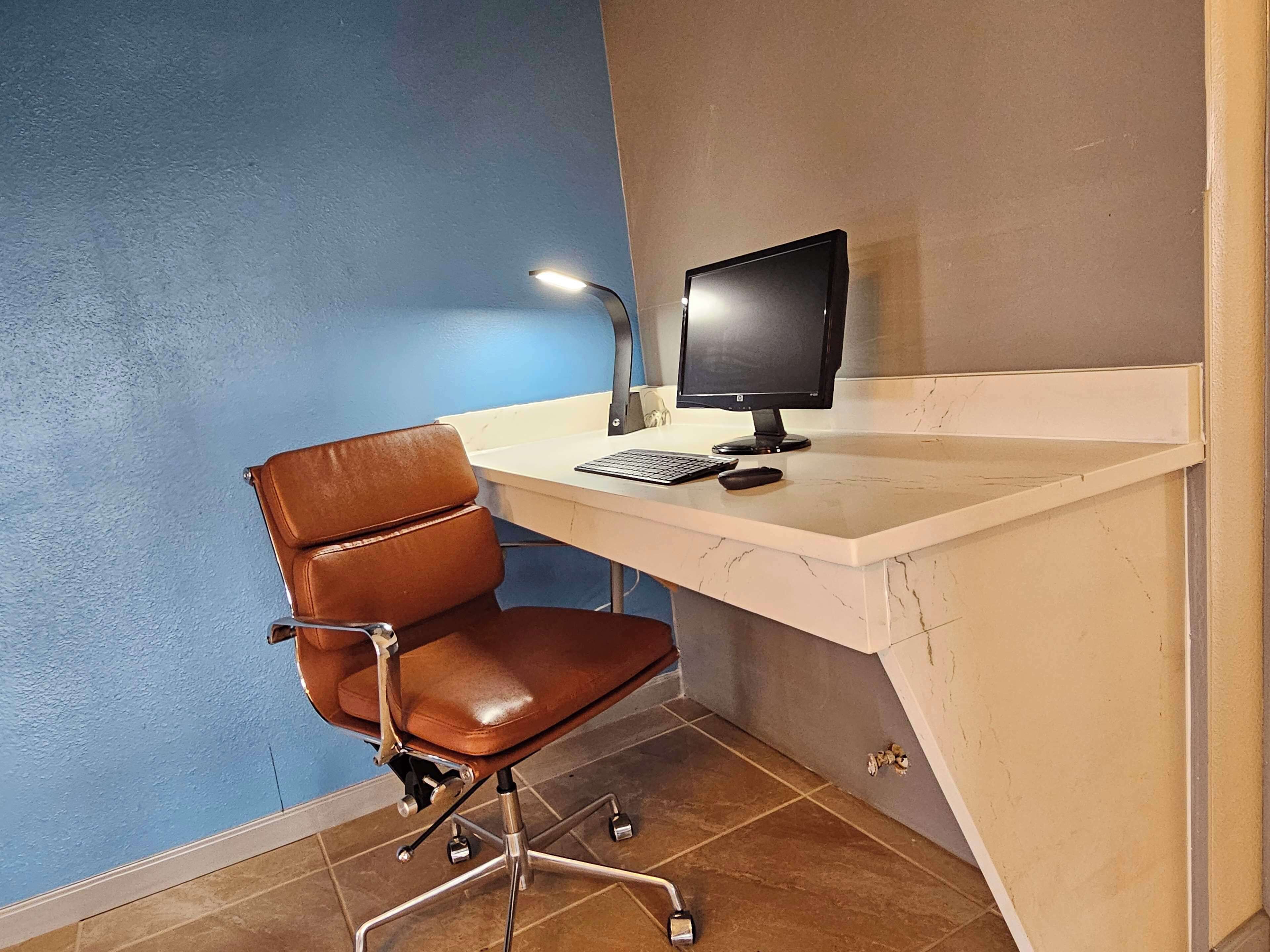 SureStay Studio by Best Western Victoria