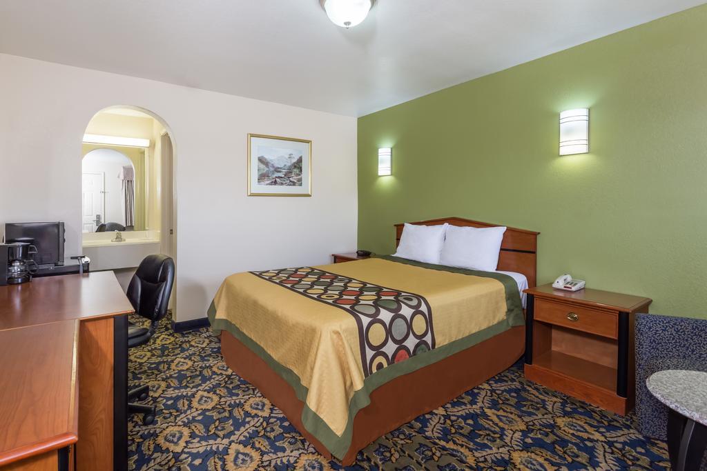 Knights Inn Waco South