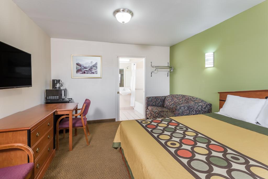 Knights Inn Waco South