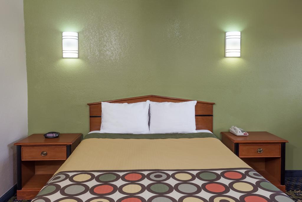 Knights Inn Waco South