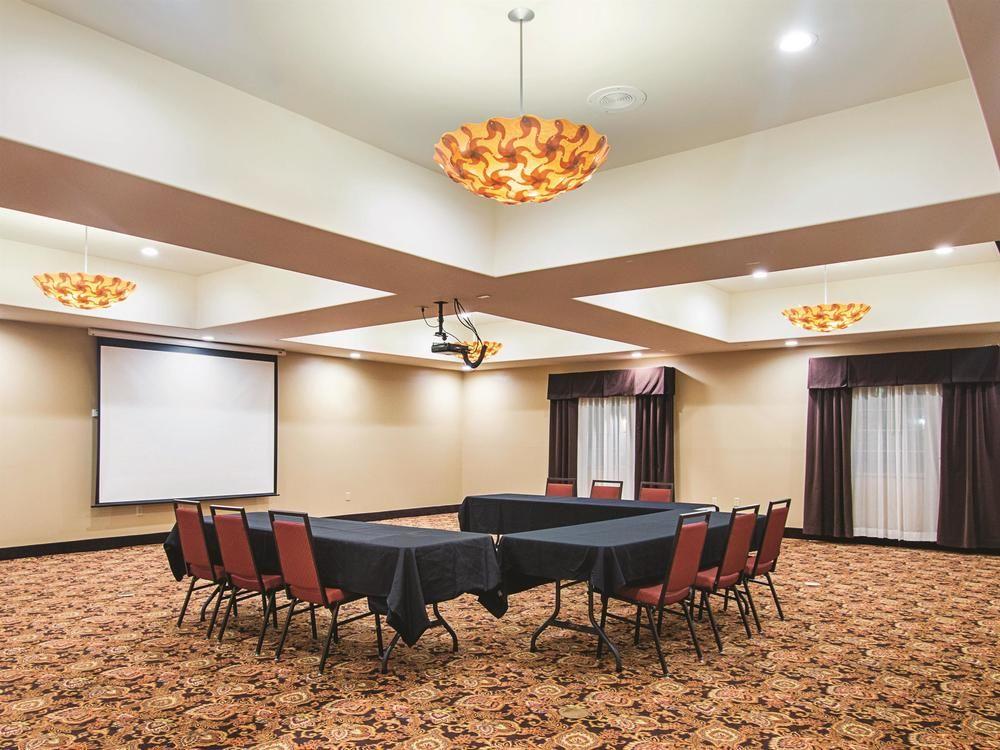 La Quinta Inn & Suites by Wyndham Woodway - Waco South