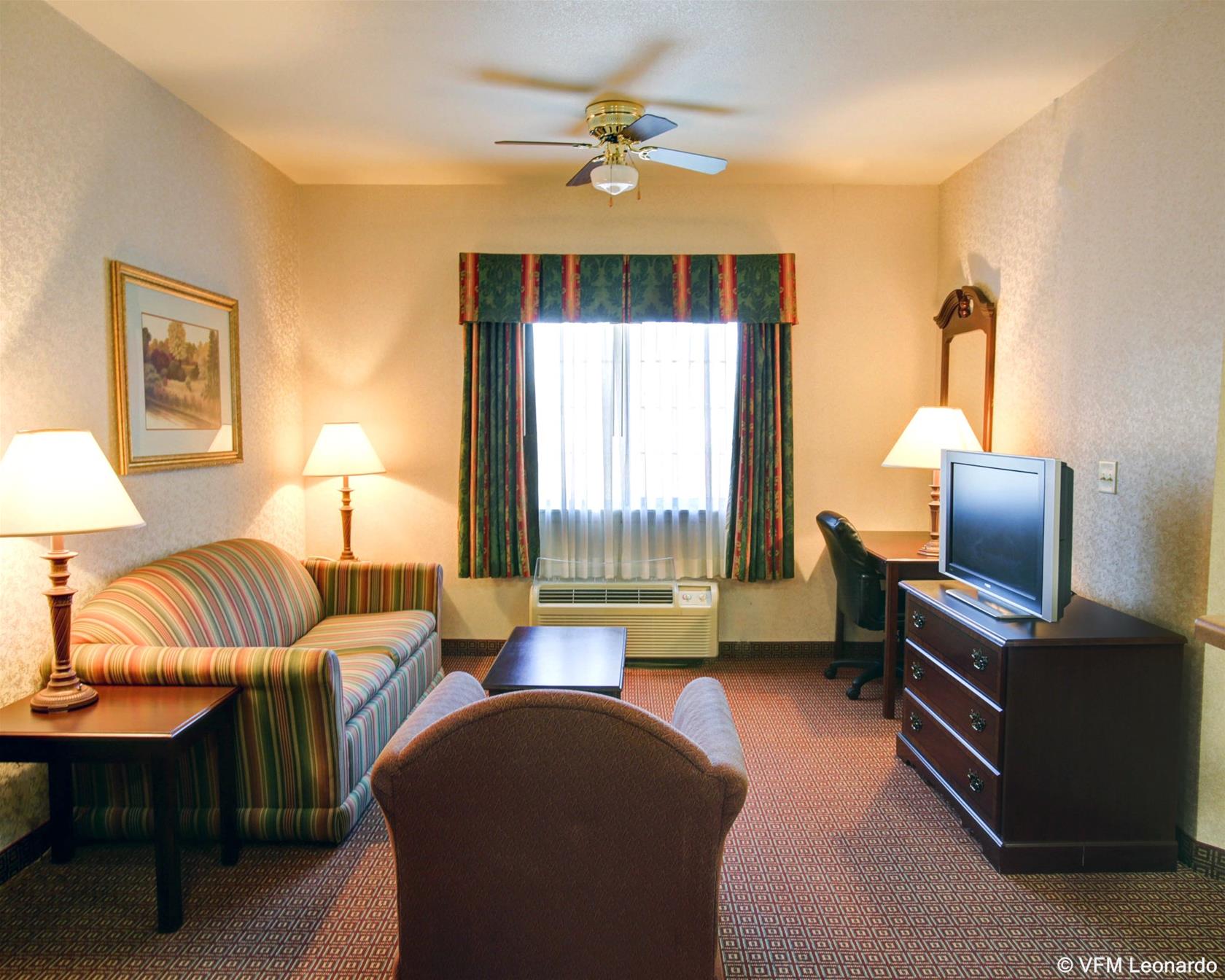 Quality Inn & Suites