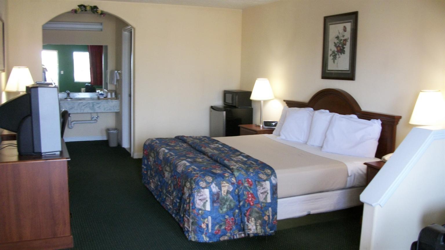 Americas Best Value Inn & Suites-Waller/Prairie View