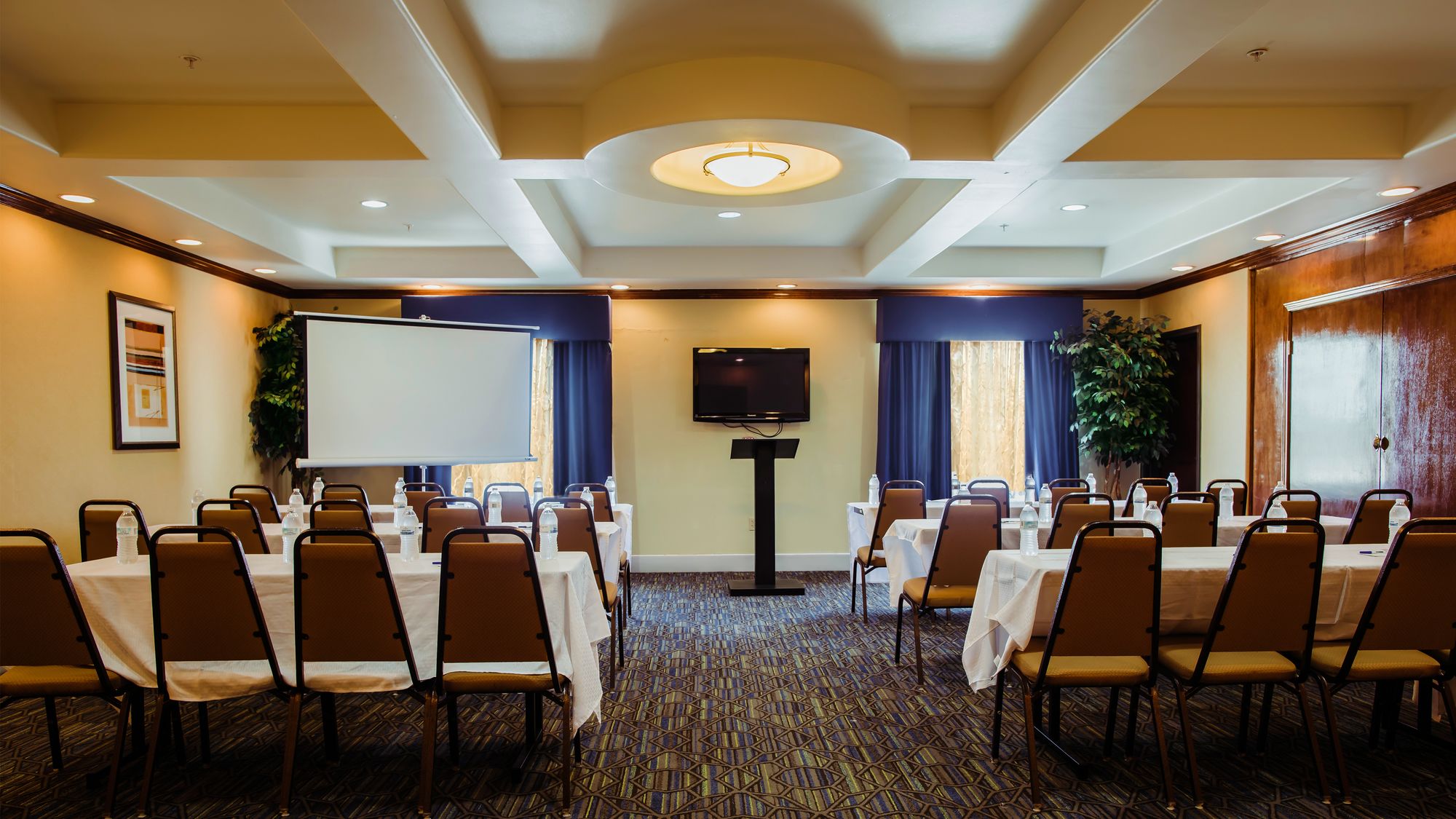 Holiday Inn Express & Suites Waller - Prairie View