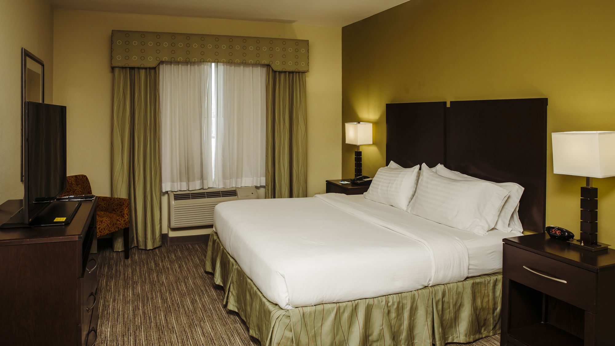 Holiday Inn Express & Suites Waller - Prairie View
