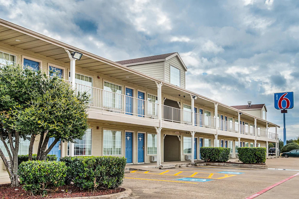 Motel 6 Waxahachie