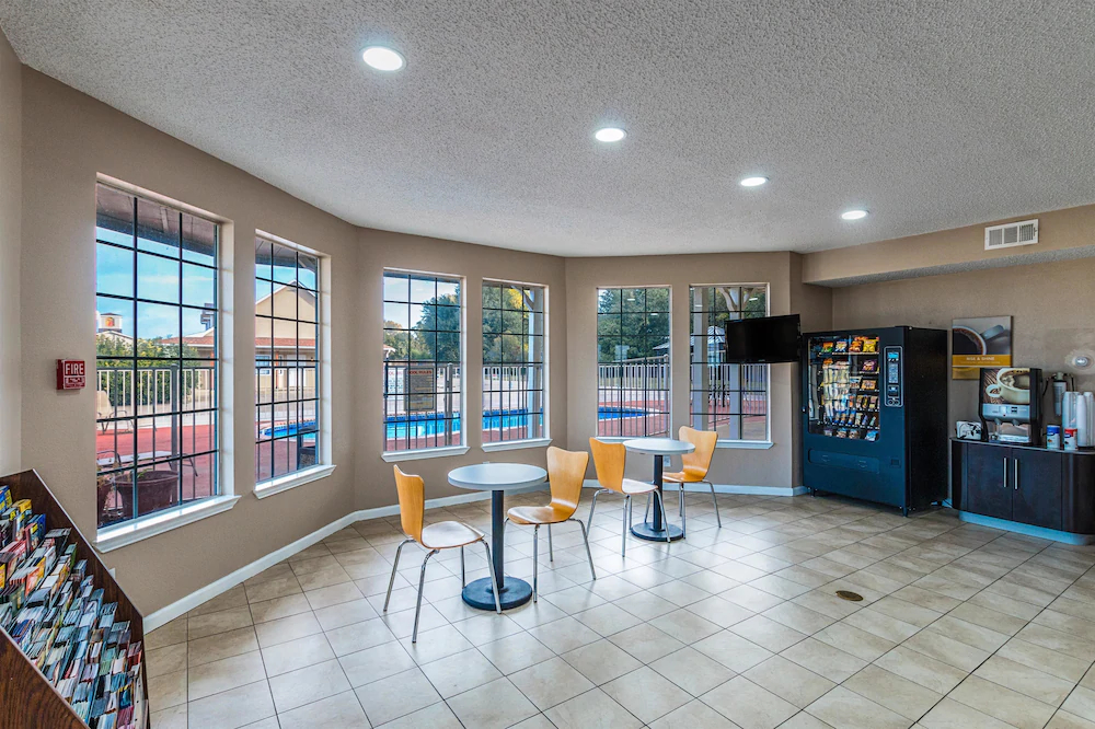 Motel 6 Waxahachie