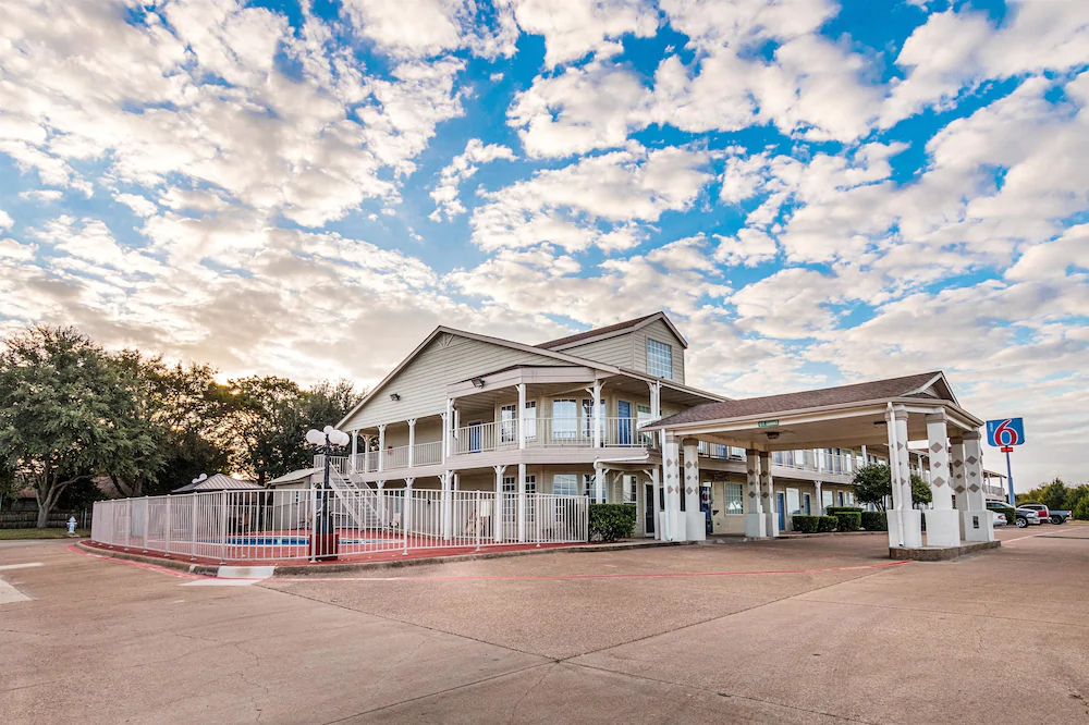 Motel 6 Waxahachie