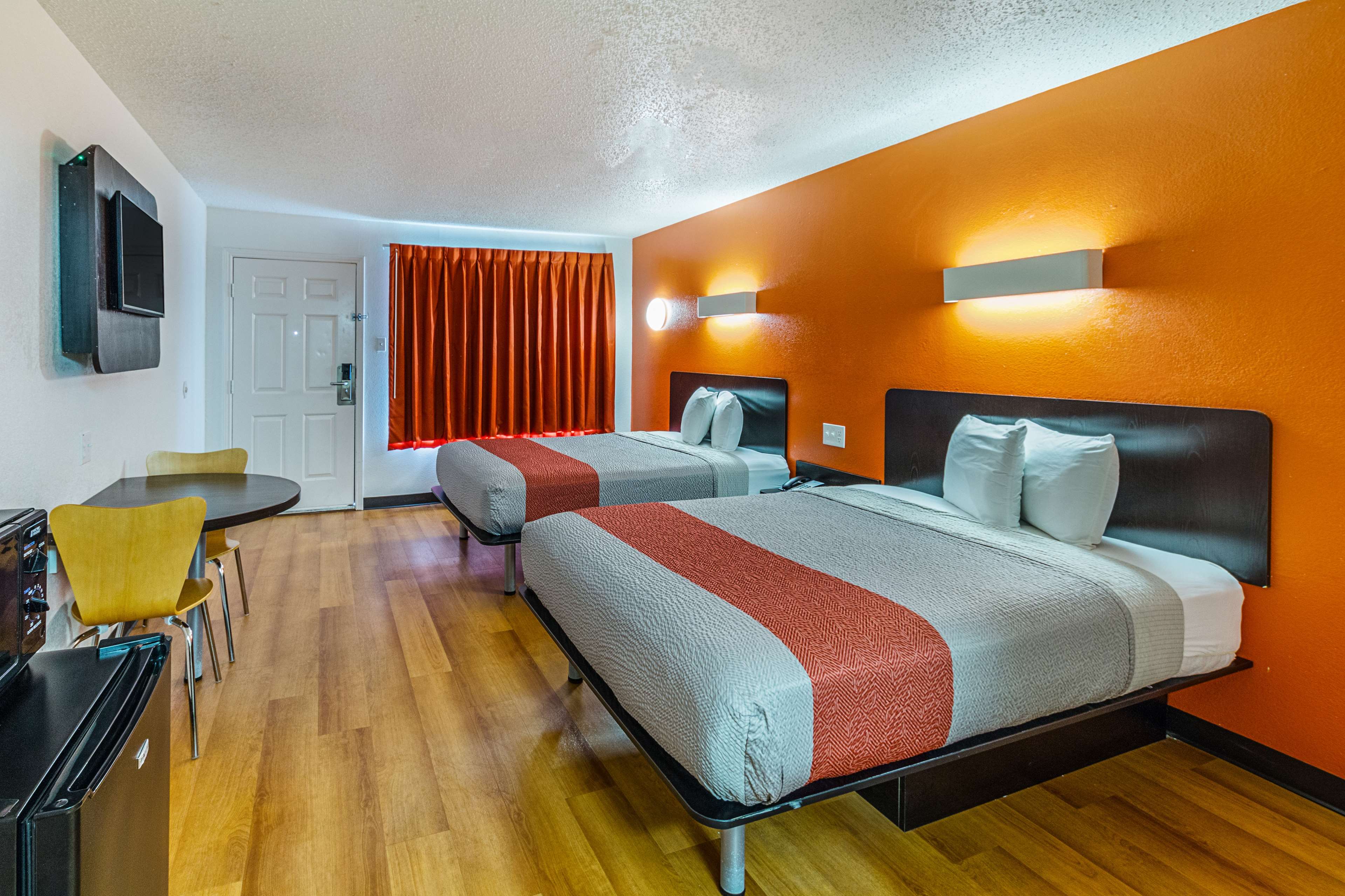 Motel 6 Waxahachie
