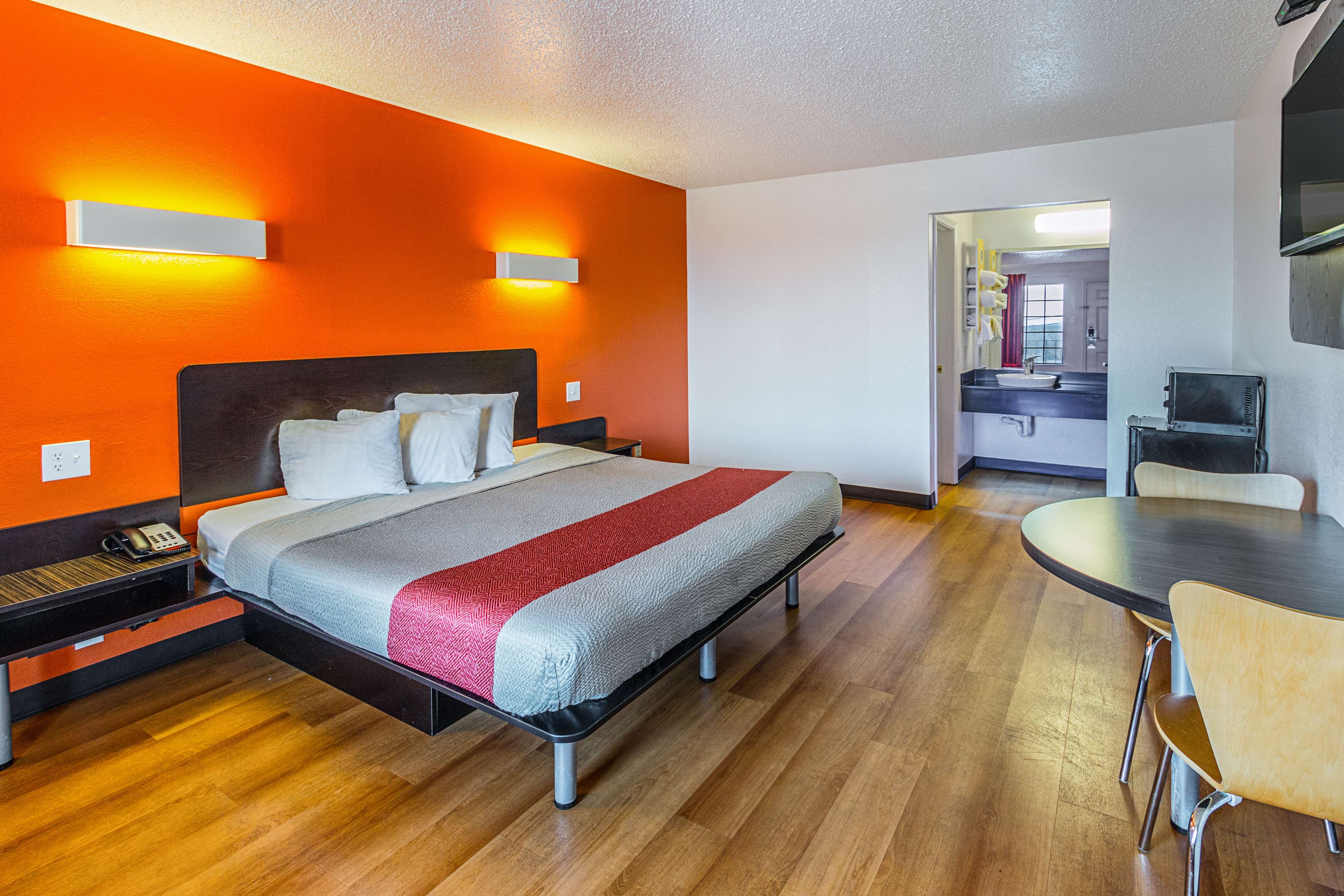 Motel 6 Waxahachie