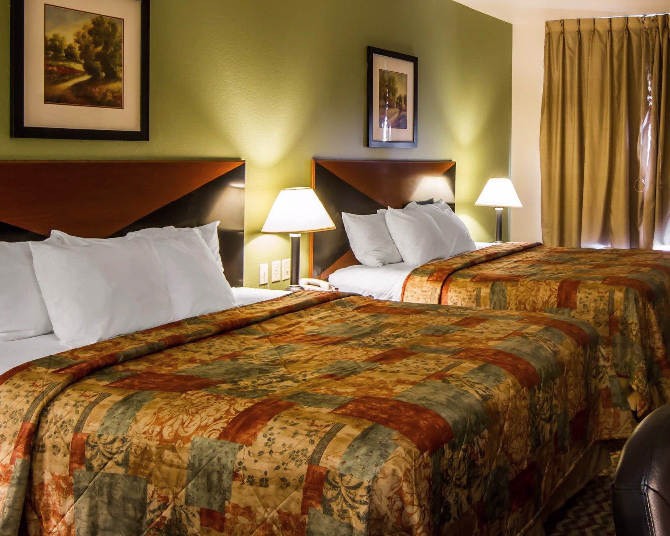 Clarion Inn & Suites Weatherford