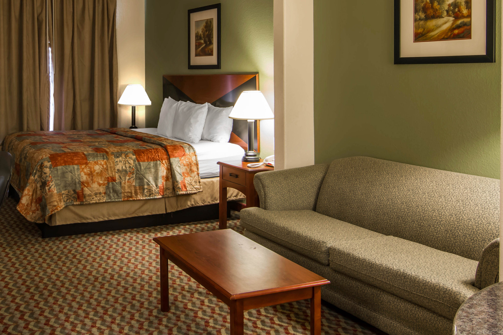 Clarion Inn & Suites Weatherford