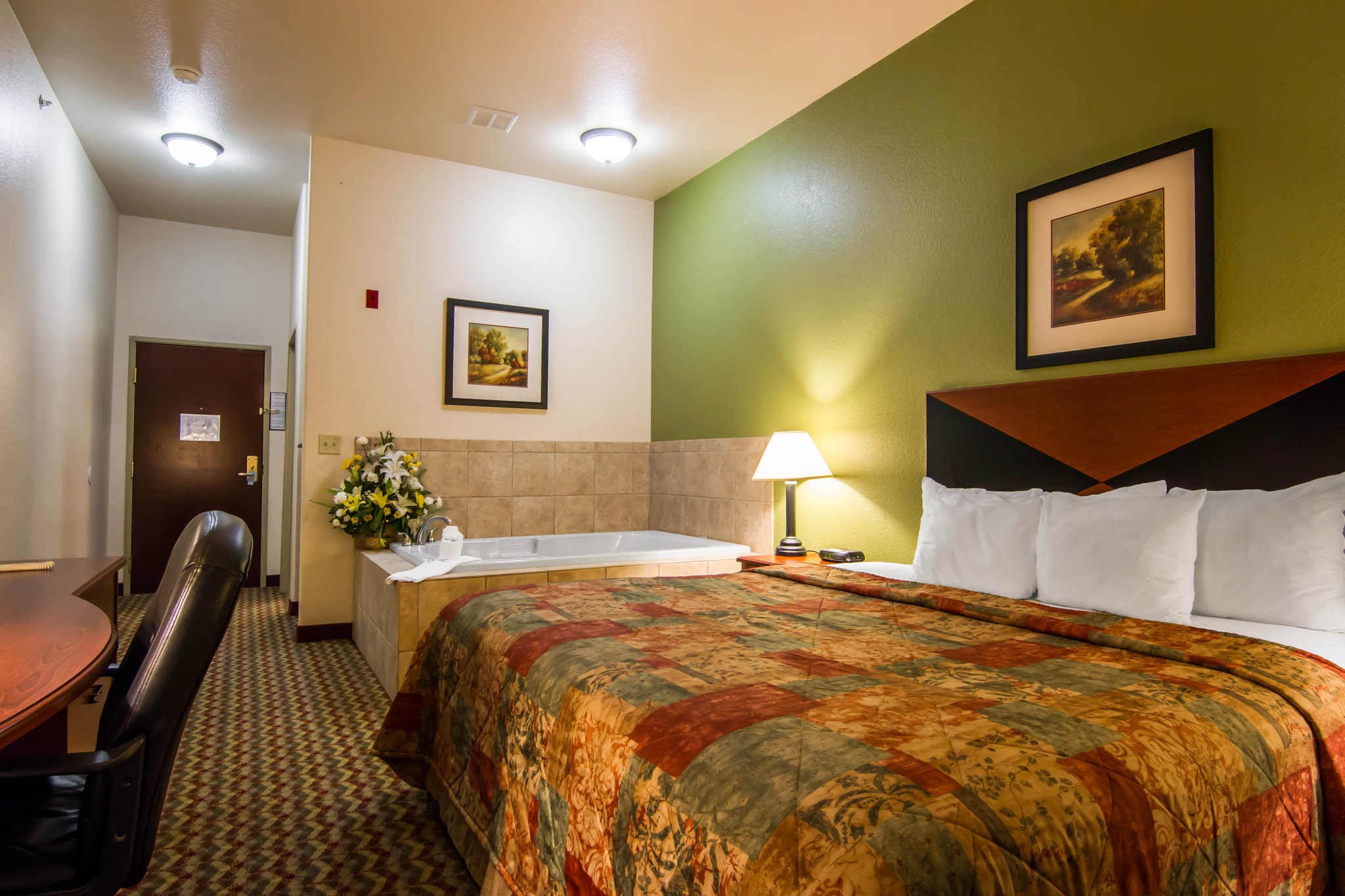 Clarion Inn & Suites Weatherford