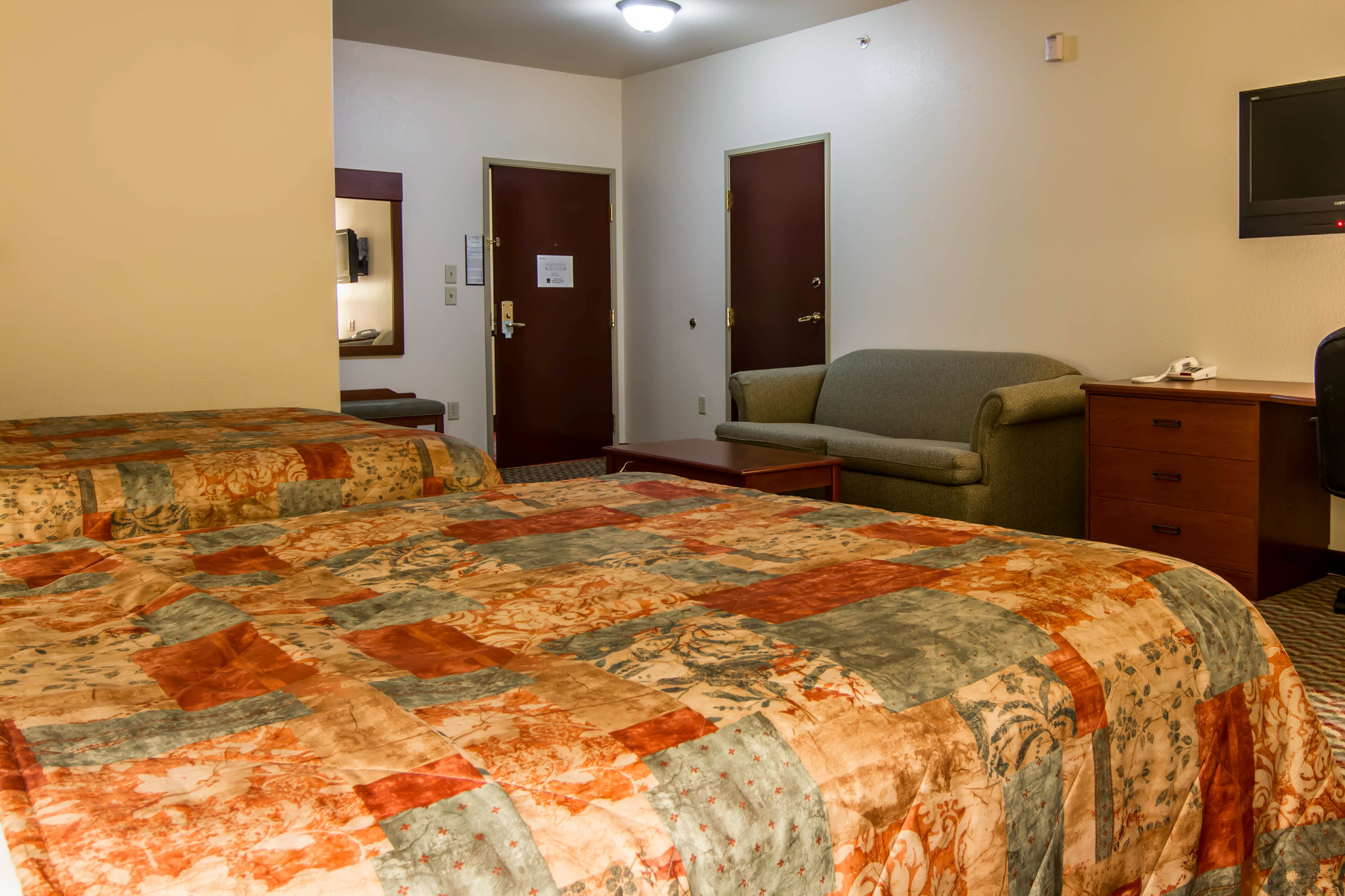 Clarion Inn & Suites Weatherford