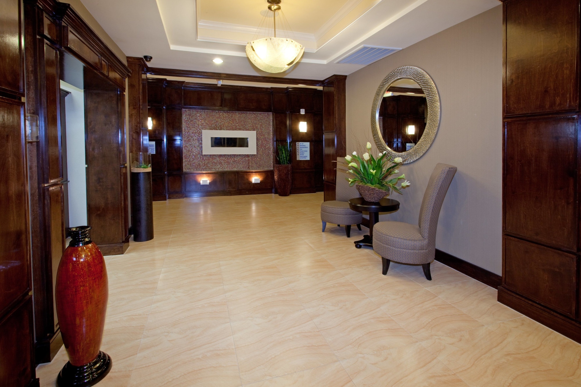 Holiday Inn Express & Suites Houston Space Center - Clear Lake
