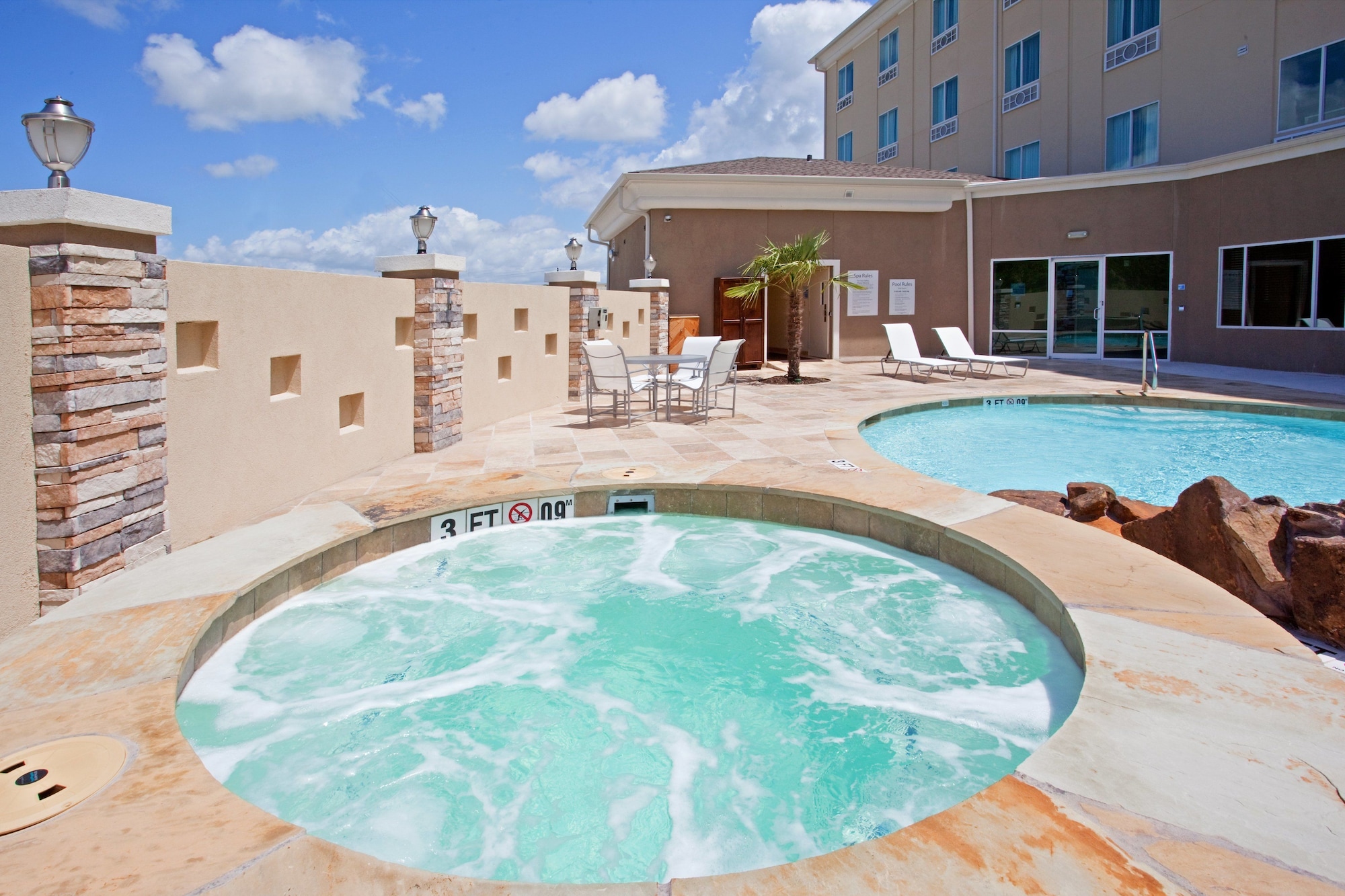 Holiday Inn Express & Suites Houston Space Center - Clear Lake