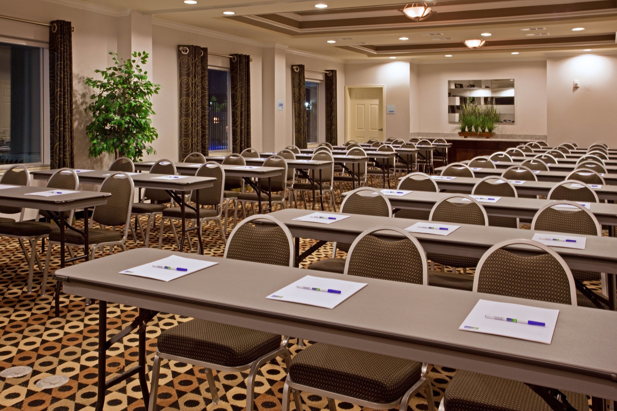 Holiday Inn Express & Suites Houston Space Center - Clear Lake