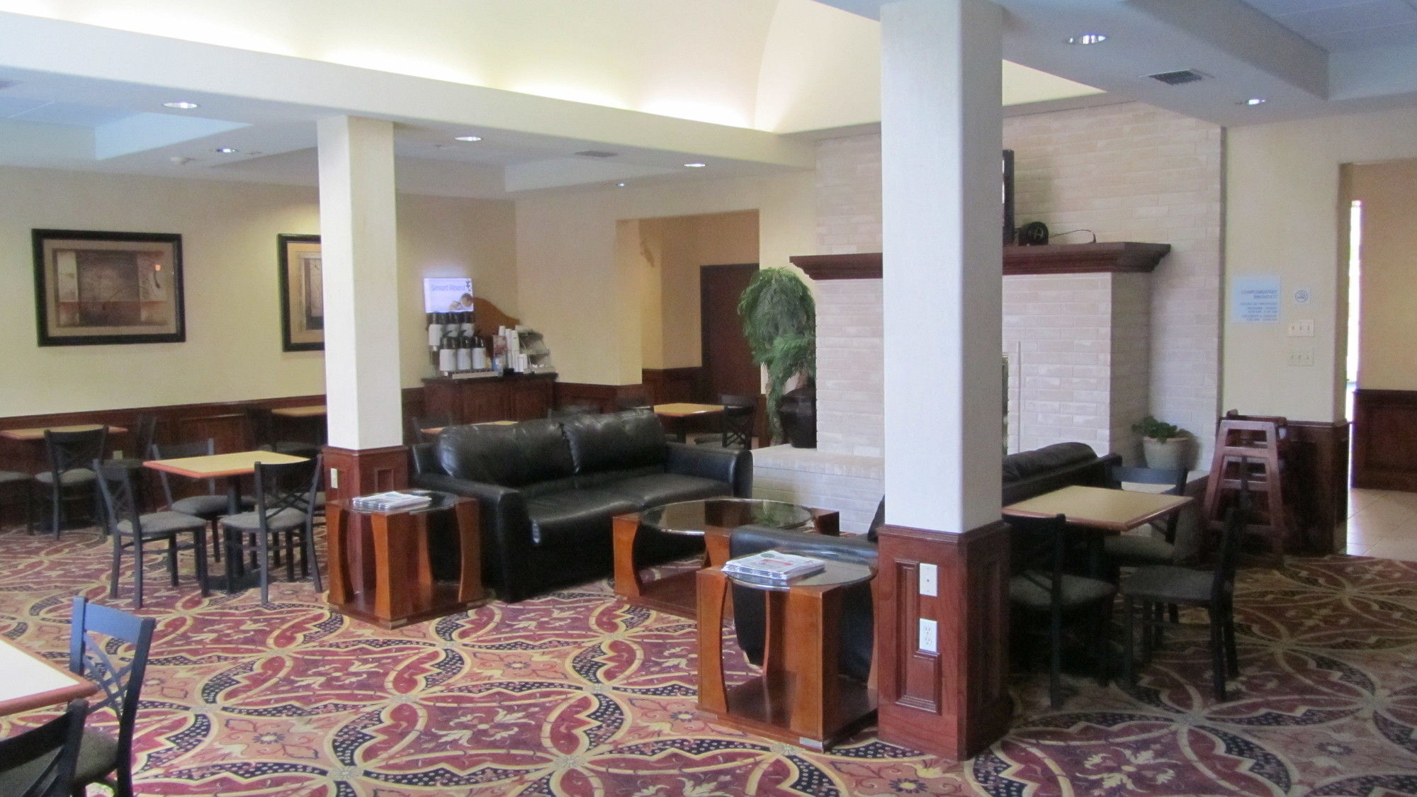 Holiday Inn Express & Suites Weslaco