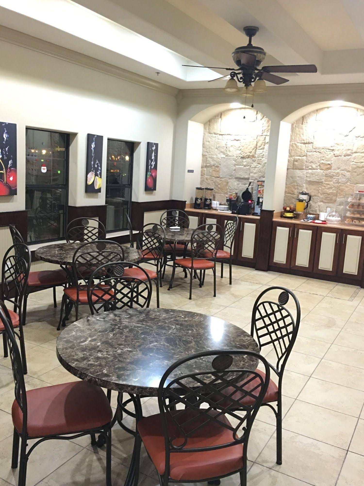 Weslaco Inn