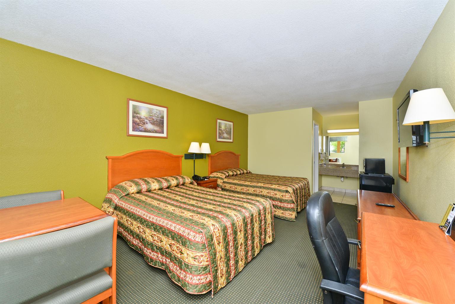 Scottish Inns and Suites Wharton