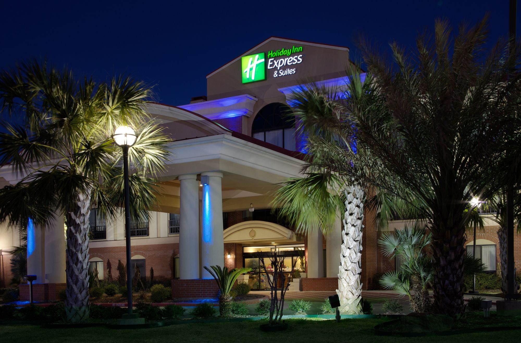 Holiday Inn Express & Suites Wharton