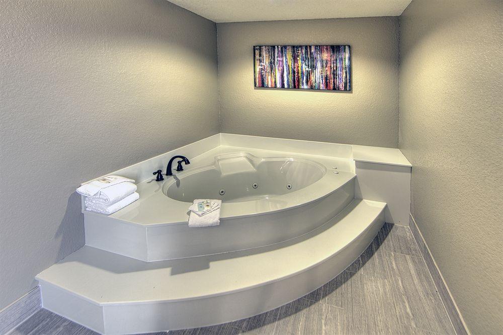 Comfort Inn & Suites Fort Worth West