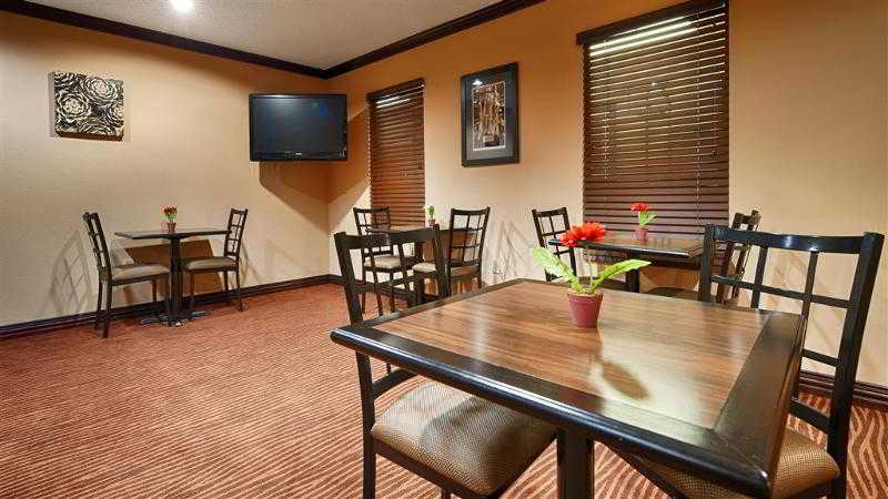 Best Western Plus University Inn & Suites