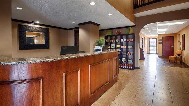 Best Western Plus University Inn & Suites