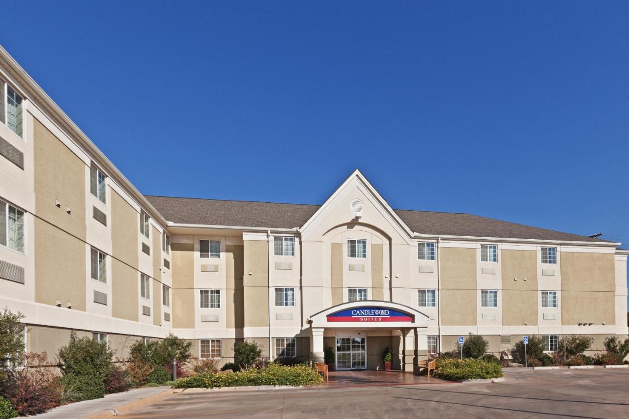 Candlewood Suites Wichita Falls @ Maurine St.