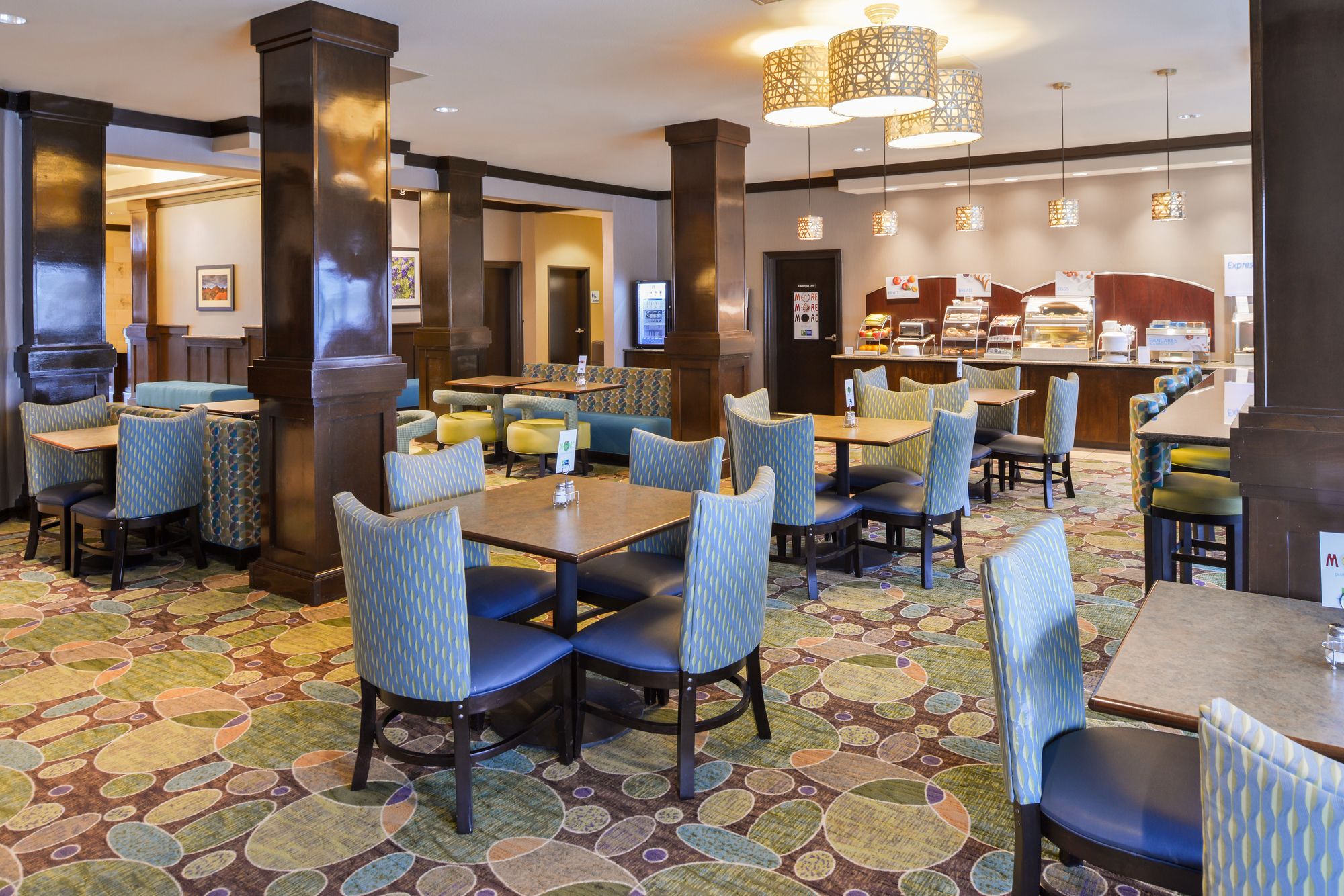 Holiday Inn Express Hotel & Suites Wichita Falls