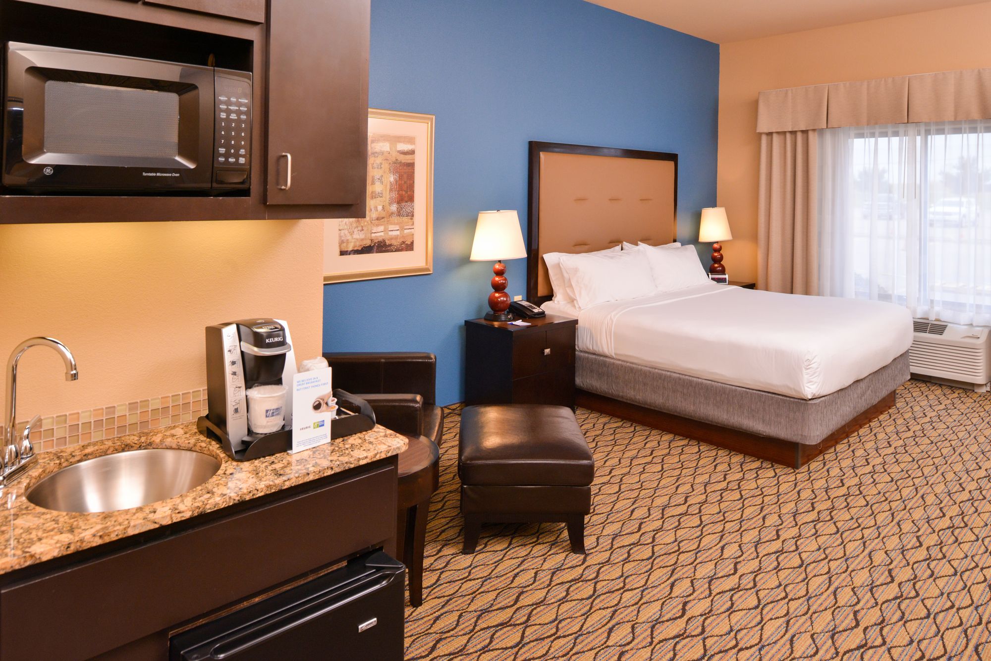 Holiday Inn Express Hotel & Suites Wichita Falls
