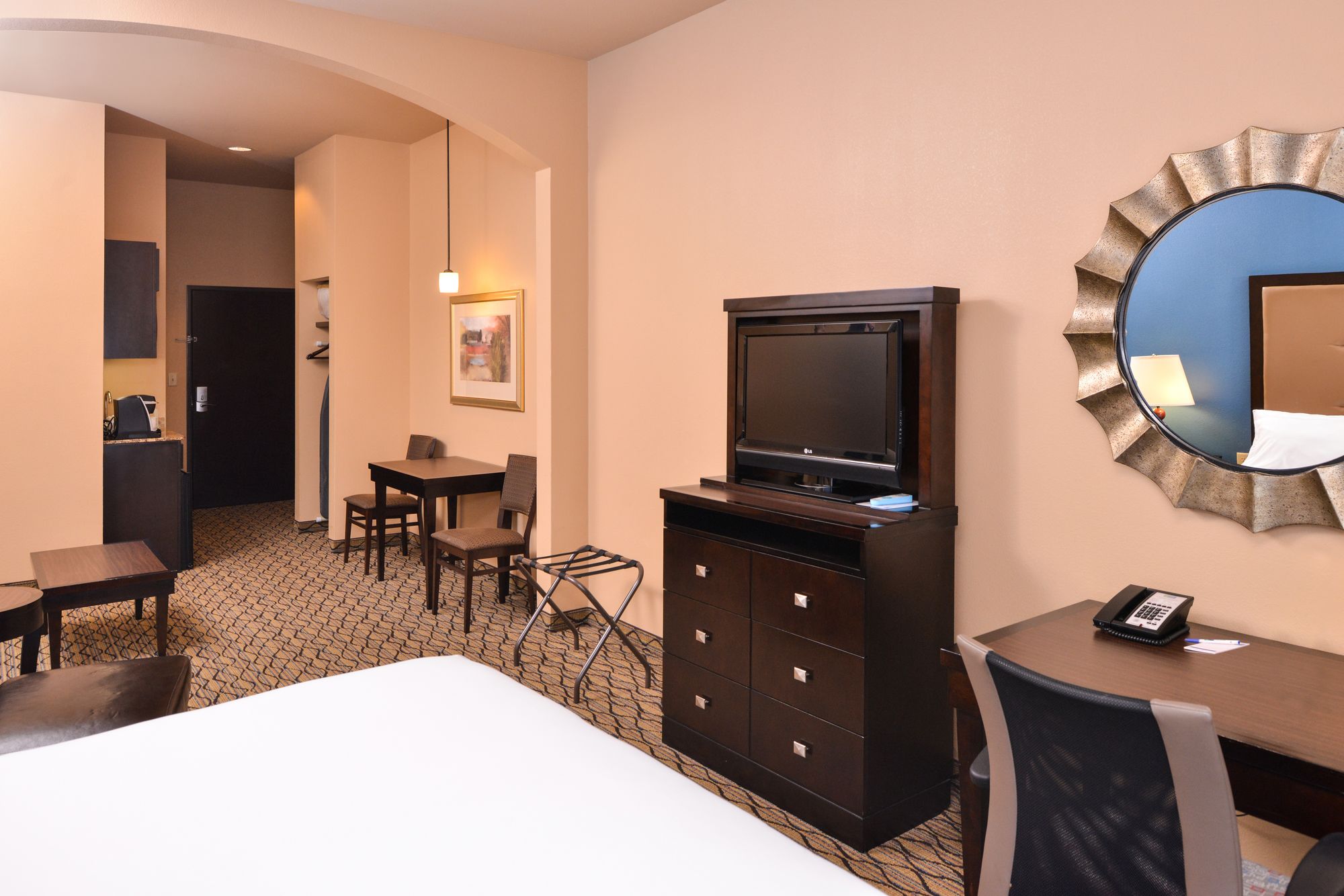 Holiday Inn Express Hotel & Suites Wichita Falls